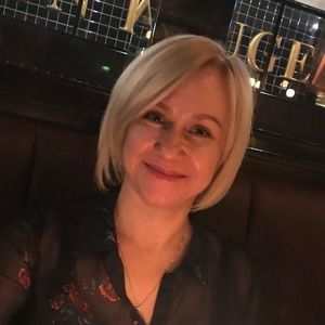 Meet your Posher, Leana